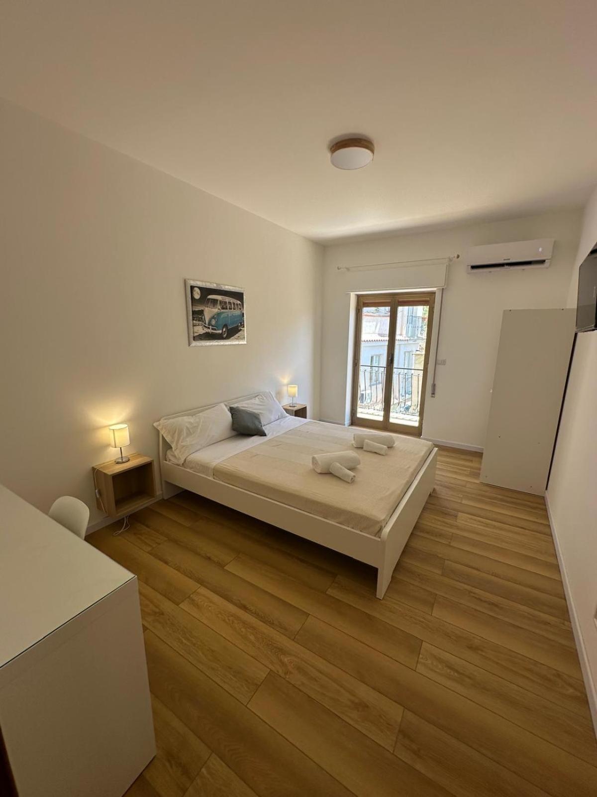 We Home Taormina Center With Parking Exteriör bild