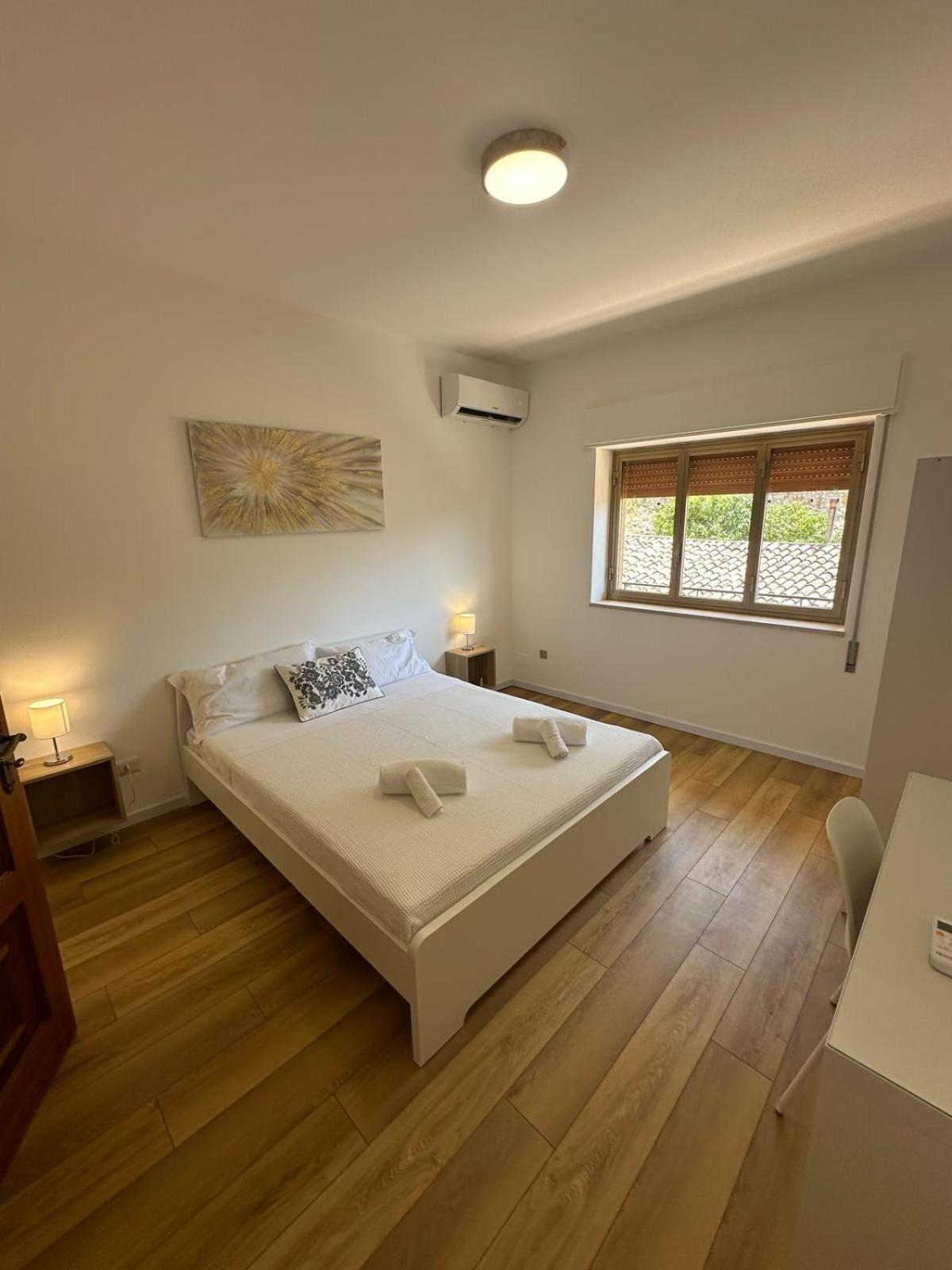 We Home Taormina Center With Parking Exteriör bild